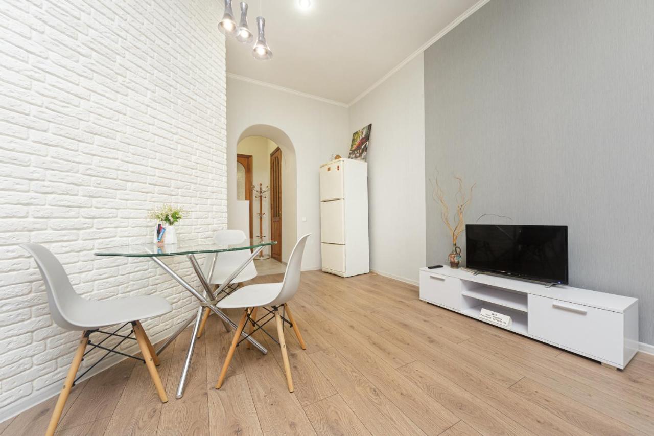 Apartment Zhukovskogo 17 Οδησσός Εξωτερικό φωτογραφία