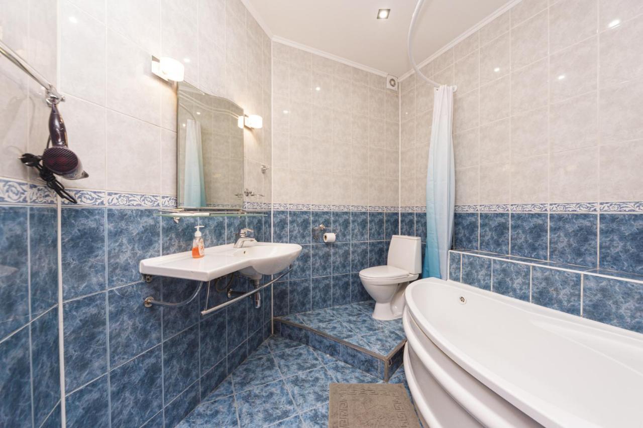 Apartment Zhukovskogo 17 Οδησσός Εξωτερικό φωτογραφία